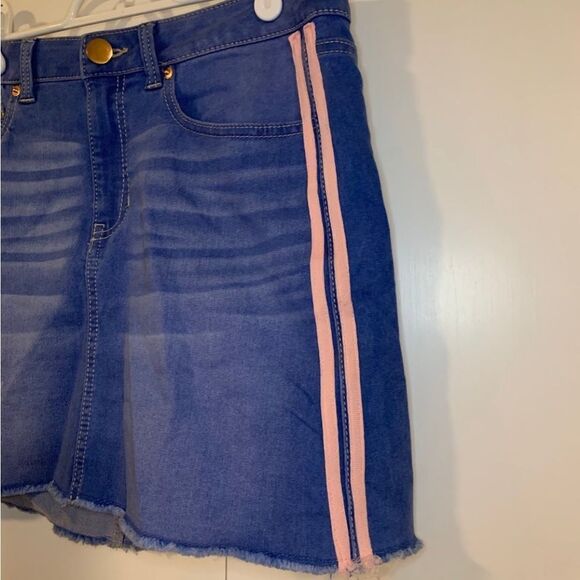 No‎ Boundaries Size 13 Blue Denim Mini Skirt - Picture 2 of 4